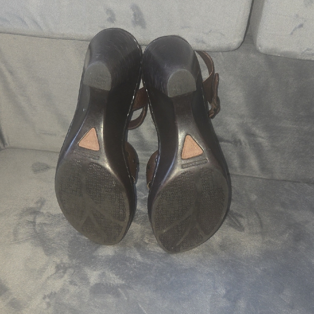 Born Chocolate Brown Women's Heeled Sandals - Picture 6 of 10